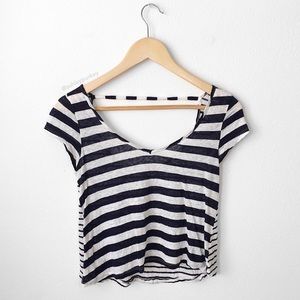 🌸4 for $10🌸 blue and white striped crop top